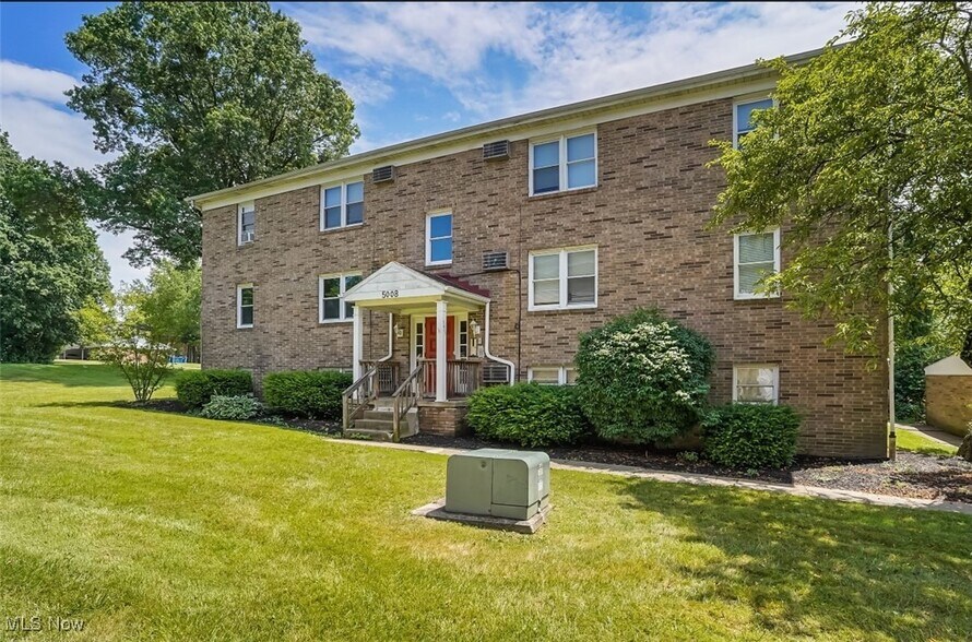 5008 West Blvd, Boardman, OH à vendre - Photo du bâtiment - Image 3 de 20