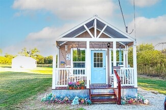 More details for 509 Ussery St, Bowie, TX - Multifamily for Sale