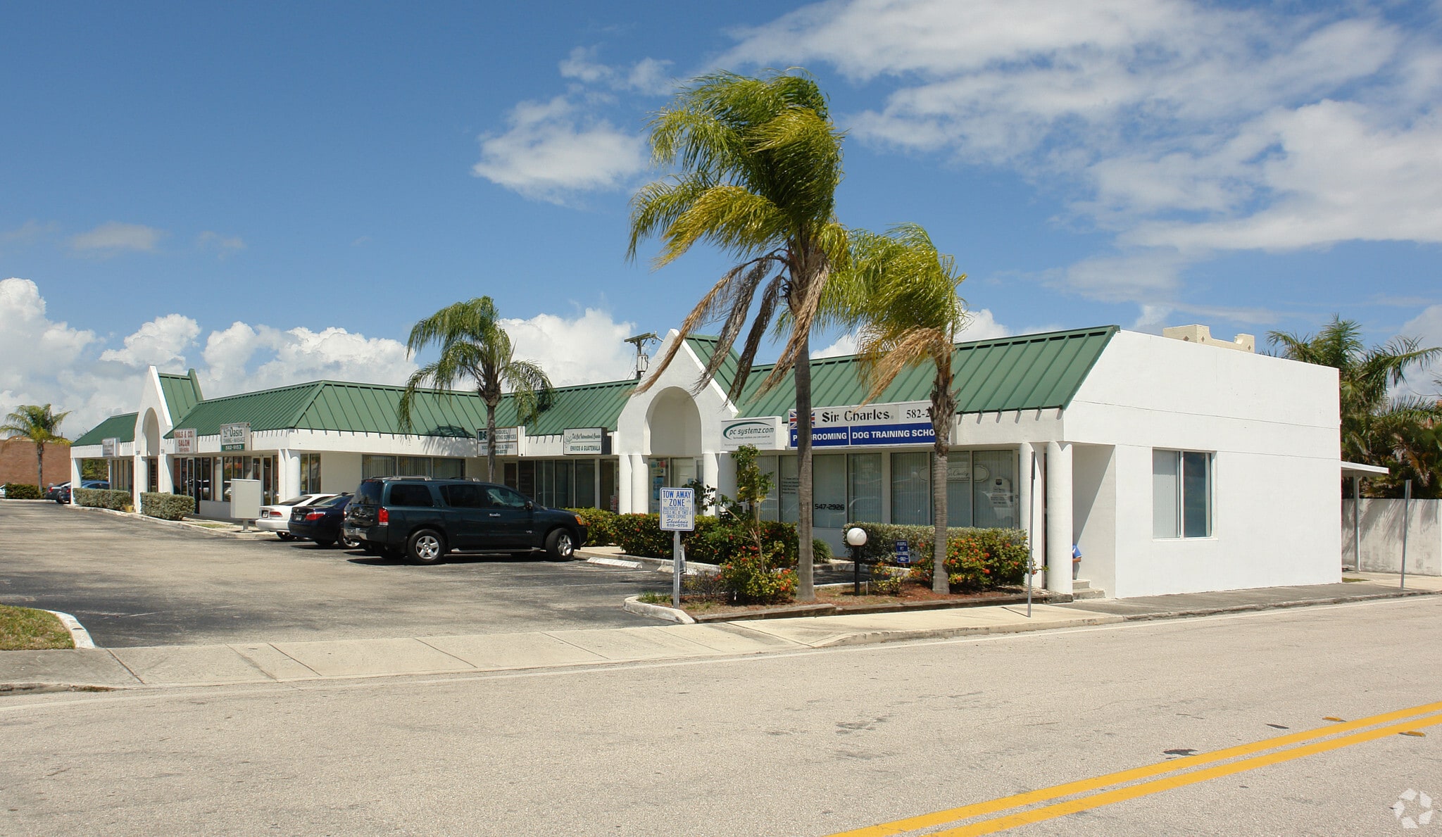 5100 S Dixie Hwy, West Palm Beach, FL for lease Primary Photo- Image 1 of 6