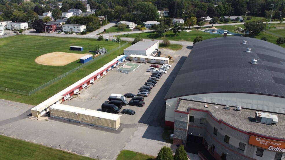 190 Birch St, Lewiston, ME à vendre - Photo du bâtiment - Image 3 de 19