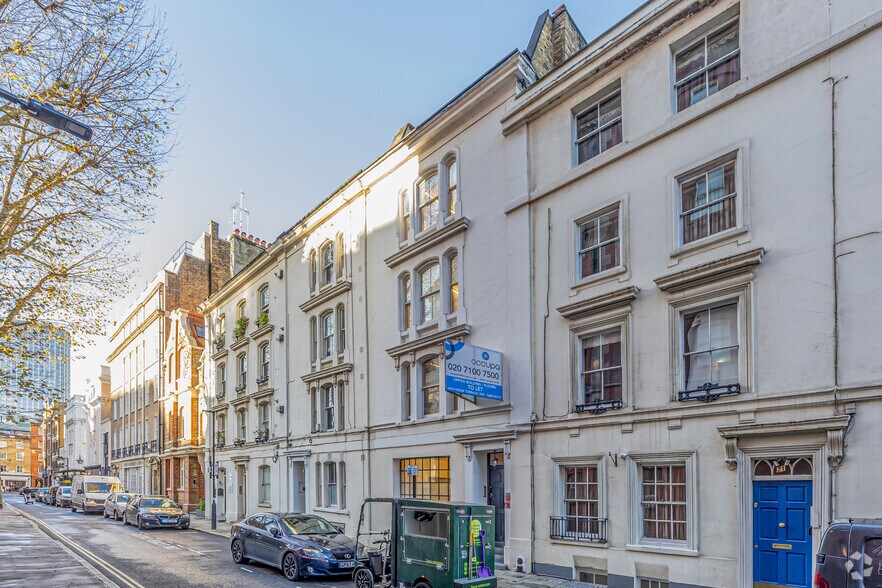 22 Little Russell St, Londres à louer - Photo du bâtiment - Image 2 de 2