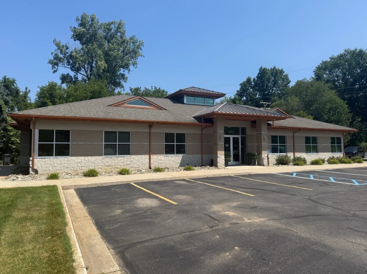2753 S Milford Rd, Highland Township, MI for sale - Building Photo - Image 3 of 24