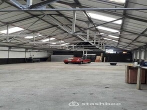 95 Haymerle Rd, Londres à louer Photo du bâtiment- Image 1 de 2