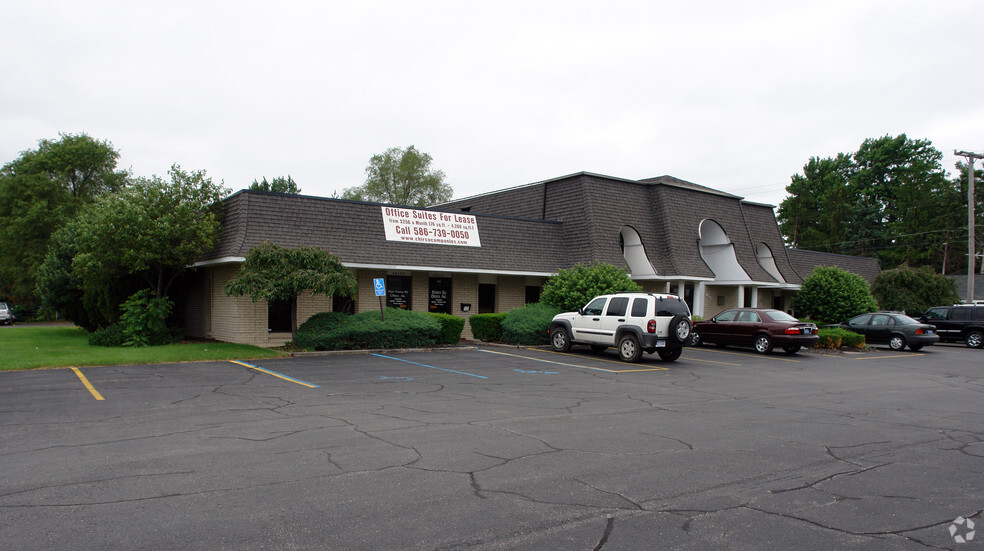 48645 Van Dyke Ave, Shelby Township, MI for lease - Building Photo - Image 3 of 5