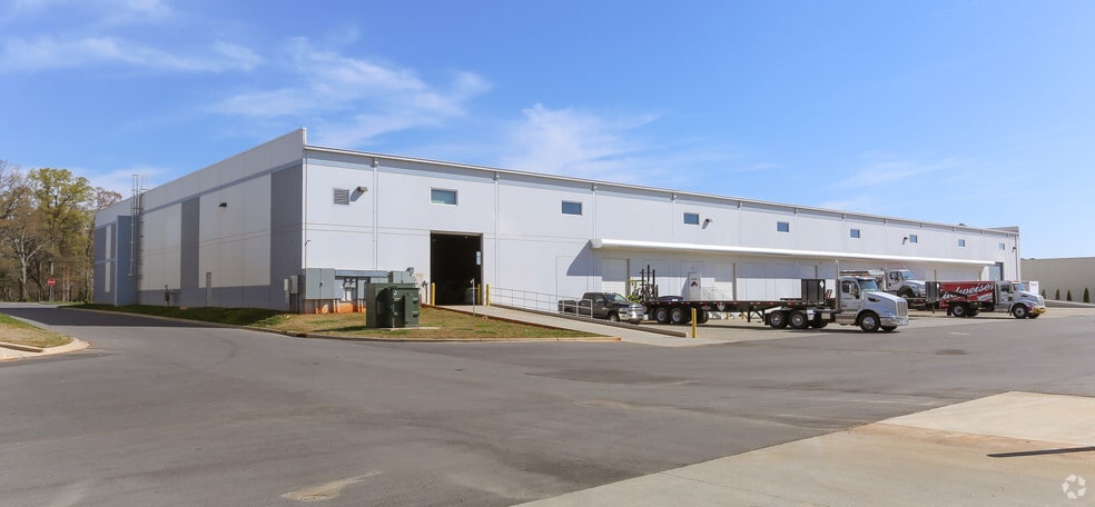 4135 Shopton Rd, Charlotte, NC for lease - Building Photo - Image 2 of 9
