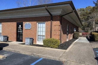 7405B Shallowford Rd, Chattanooga, TN à louer Photo du bâtiment- Image 2 de 21