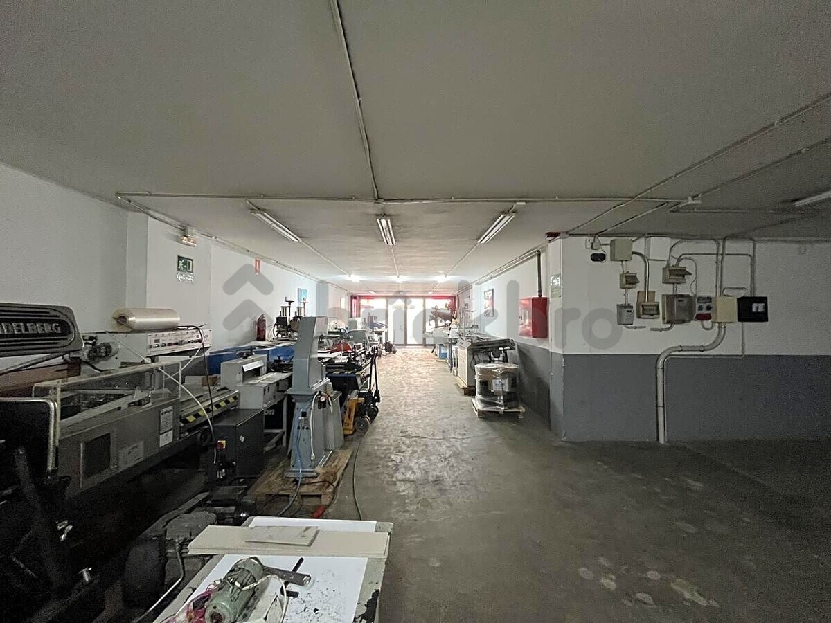 Carrer de Floridablanca, 144, Barcelona, BAR 08011 -  -  - Interior Photo - Image 1 of 10