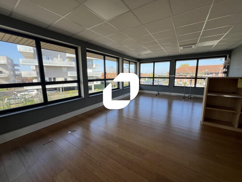 435 Rue De Marquette, Wambrechies for lease - Interior Photo - Image 3 of 30
