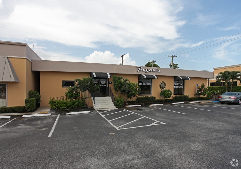 182 Glades Rd, Boca Raton, FL for lease - Building Photo - Image 2 of 4