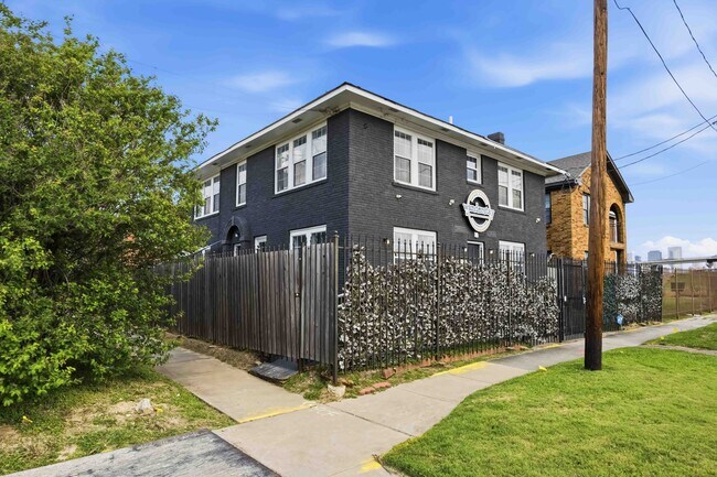 Plus de détails pour 4018 Chartres St, Houston, TX - Services hôteliers à vendre