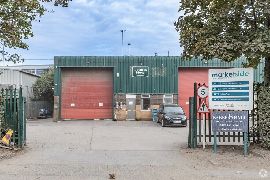 Albert Rd, Bristol à louer - Photo du bâtiment - Image 3 de 4