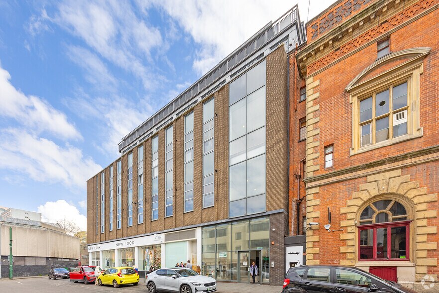 16 Thurland St, Nottingham à louer - Photo du bâtiment - Image 2 de 2
