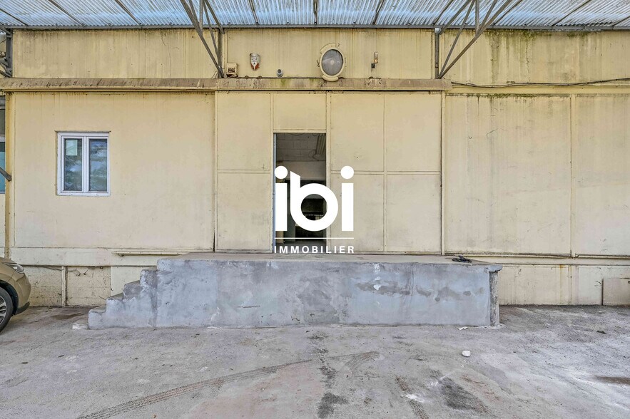 Flex in Garges-lès-Gonesse for sale - Building Photo - Image 3 of 21