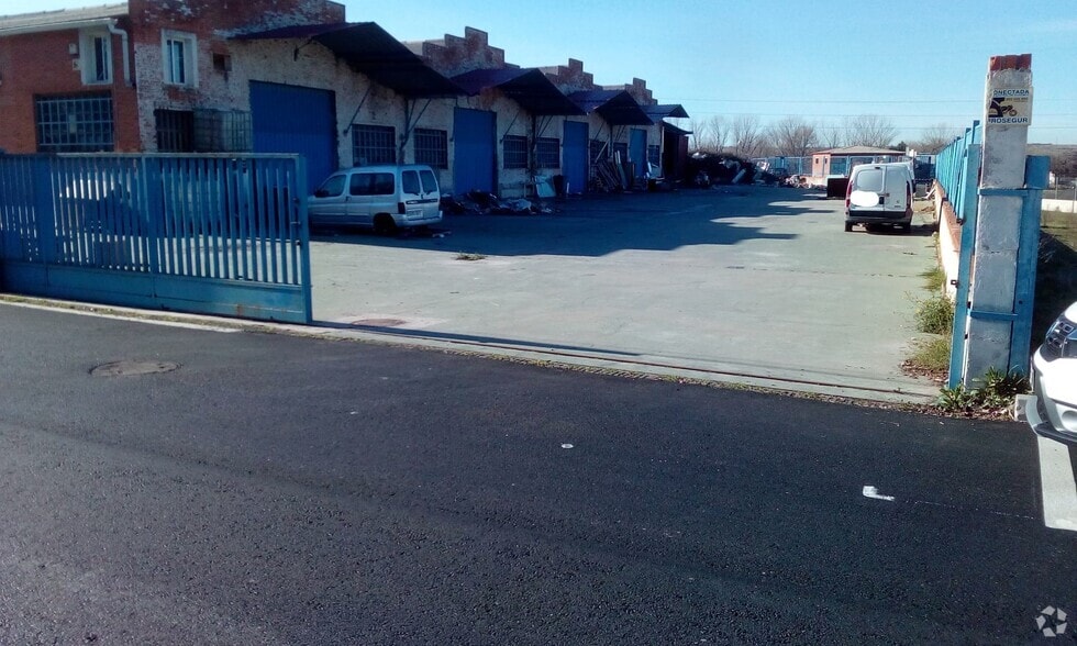 Industrial in Paracuellos de Jarama, Madrid for lease - Building Photo - Image 3 of 7