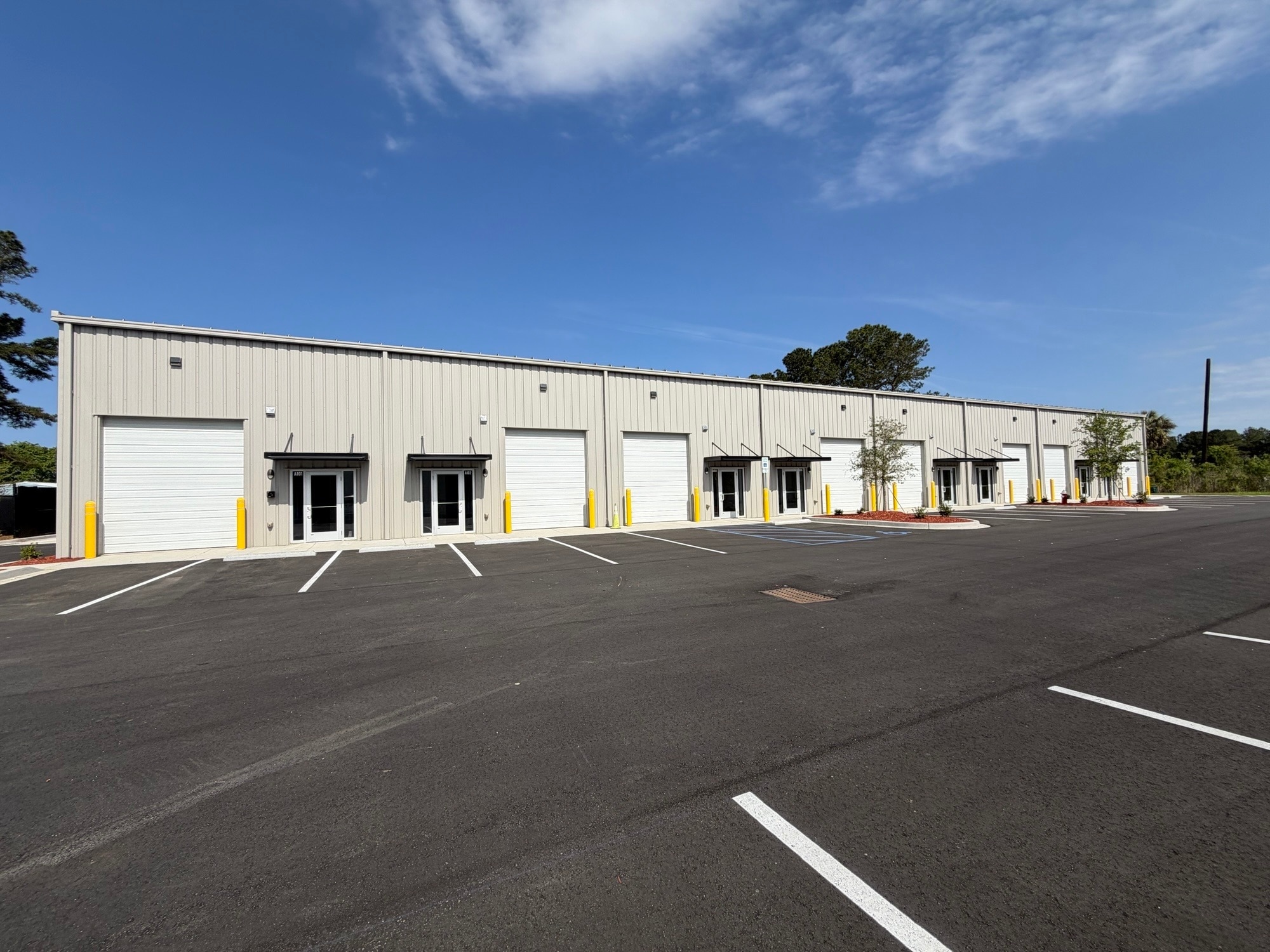 8476 Dorchester Rd, North Charleston, SC for lease Building Photo- Image 1 of 3