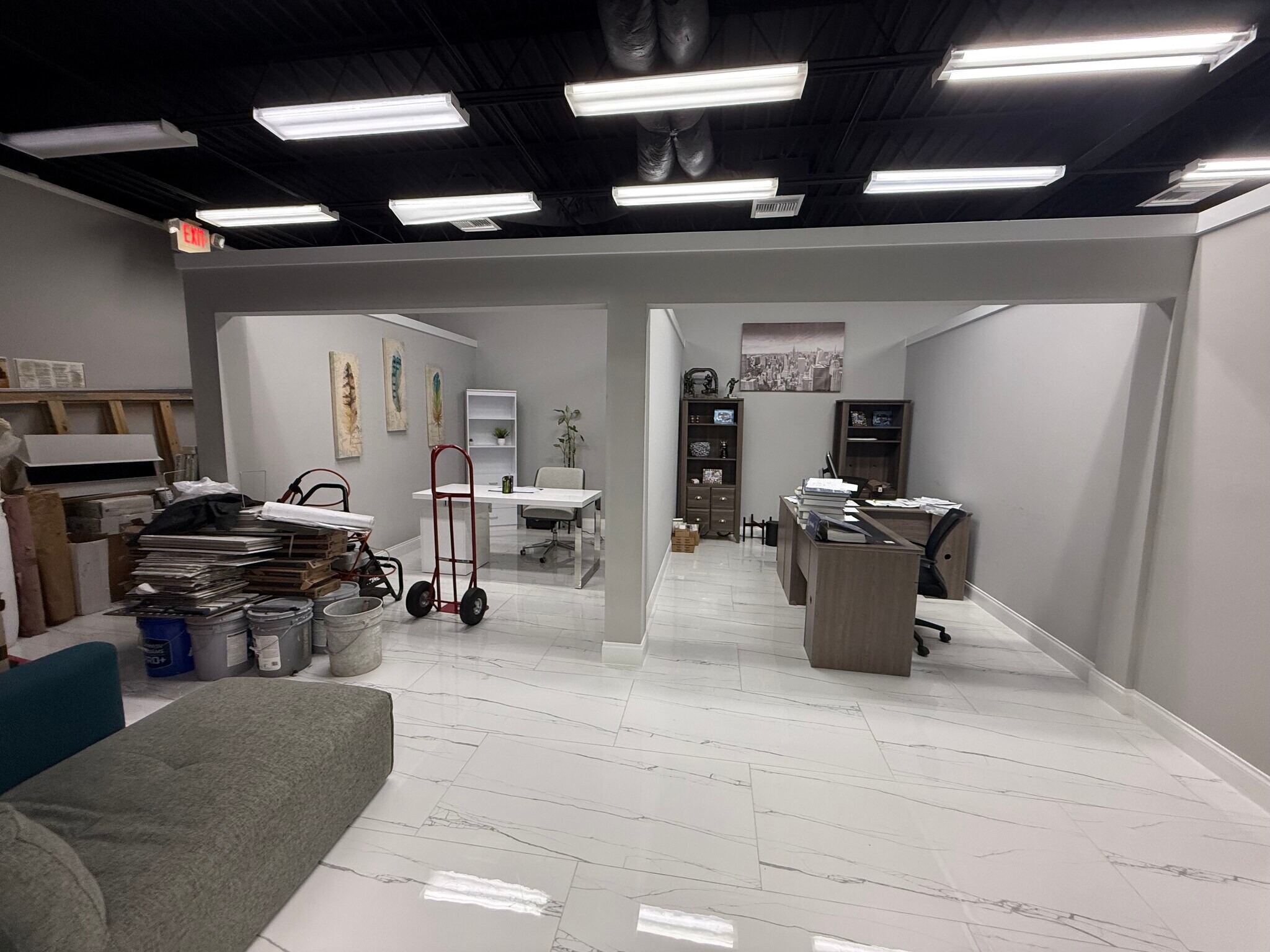 7050 Winkler Rd, Fort Myers, FL à louer Photo intérieure- Image 1 de 7