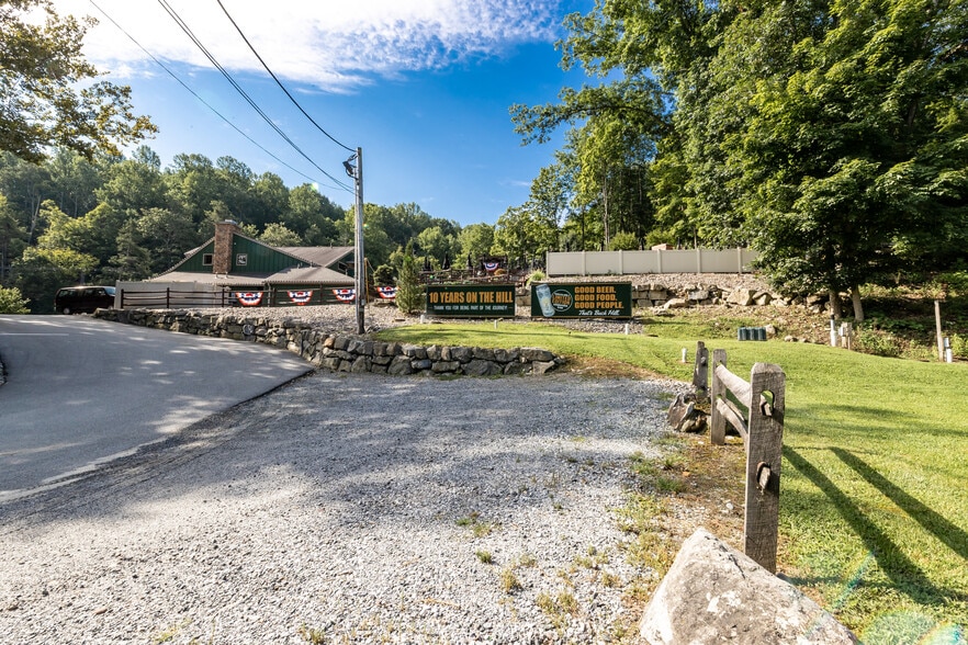 45 State Route 94, Blairstown, NJ for sale - Building Photo - Image 2 of 111
