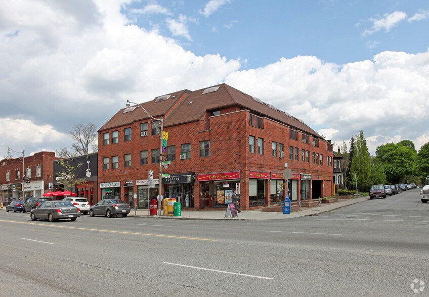 3379-3385 Yonge St, Toronto, ON à vendre - Photo principale - Image 1 de 1