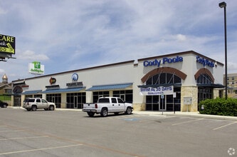 19314-19422 US Hwy 281, San Antonio, TX for lease Building Photo- Image 2 of 2