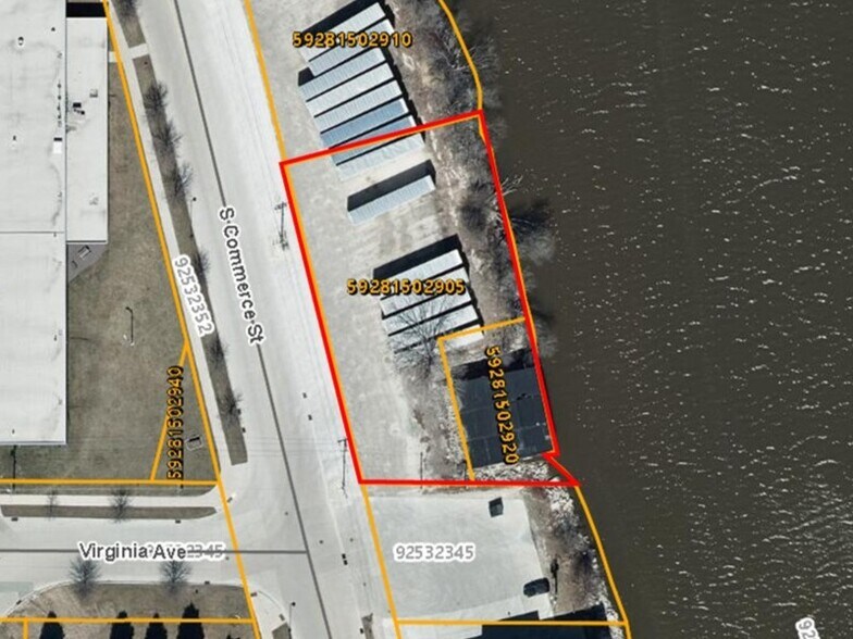 631 Commerce Street St, Sheboygan, WI à vendre - Photo du bâtiment - Image 2 de 7