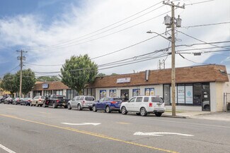 Plus de détails pour 622-640 Oak St, Copiague, NY - Bureau/Commerce de détail à louer