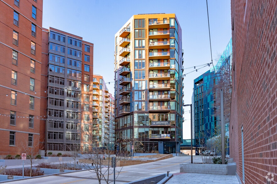 853 New Jersey Ave SE, Washington, DC à louer - Photo principale - Image 1 de 60