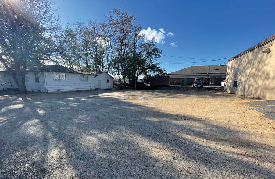 408-410 E 41st St, Garden City, ID à louer - Photo du bâtiment - Image 2 de 6