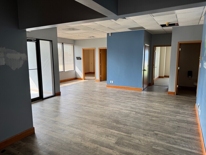 6444 S 6th St, Springfield, IL à vendre - Photo du bâtiment - Image 2 de 5