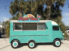 W Cass St, Tampa, FL for lease Building Photo- Image 1 of 3