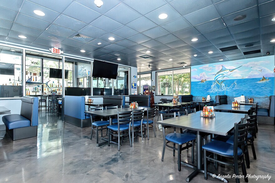 1440 Grand Ave, Lindenhurst, IL à vendre - Photo intérieure - Image 3 de 24