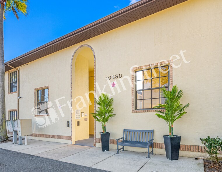 10490 Chalmer St, Spring Hill, FL à vendre - Photo du bâtiment - Image 3 de 16