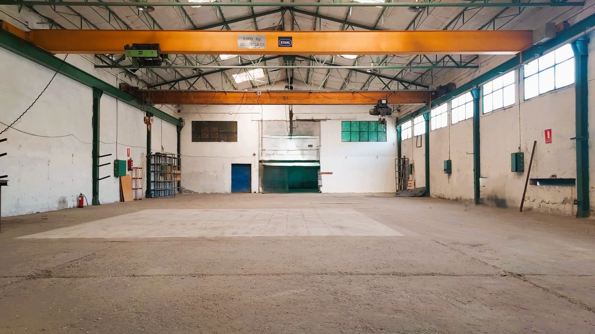 Industrial in Arganda del Rey, Madrid for sale Primary Photo- Image 1 of 22