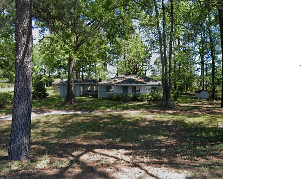204 Dean Forest Rd, Garden City, GA à vendre - Photo du bâtiment - Image 2 de 8