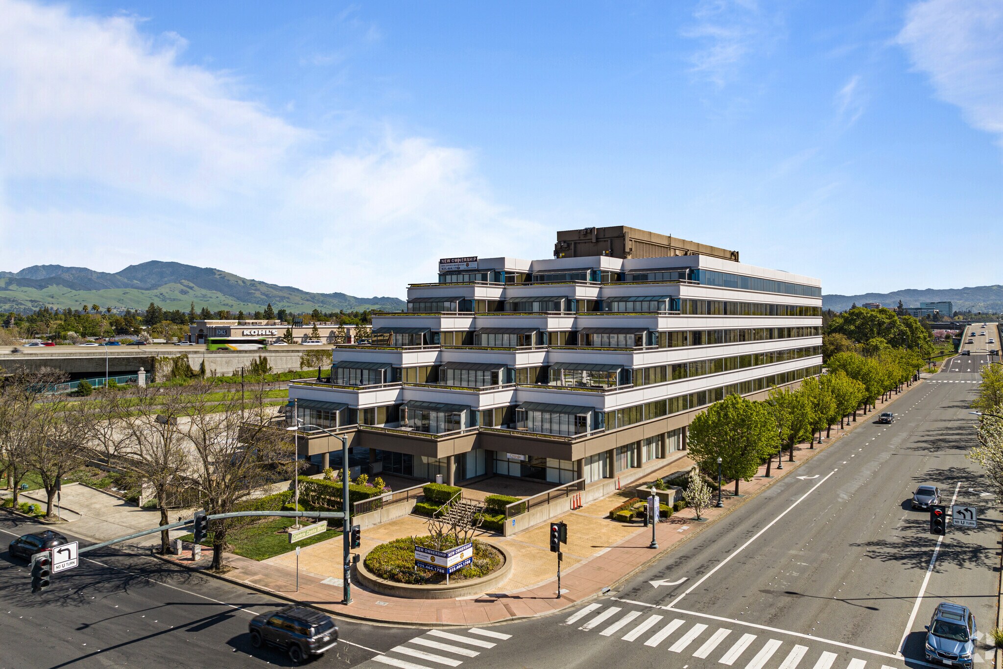 2300 Contra Costa Blvd, Pleasant Hill, CA à louer Photo principale- Image 1 de 13