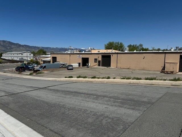 3915 Fairview Dr, Carson City, NV à vendre - Photo du bâtiment - Image 2 de 8