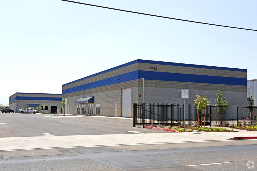 2728 E Jensen Ave, Fresno, CA à vendre - Photo du bâtiment - Image 3 de 3