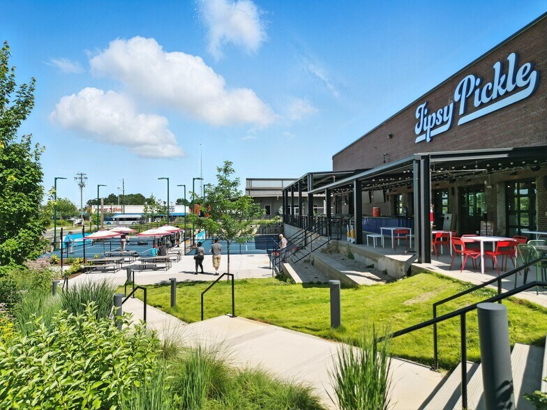 1801 N Graham St, Charlotte, NC à louer - Photo principale - Image 2 de 4