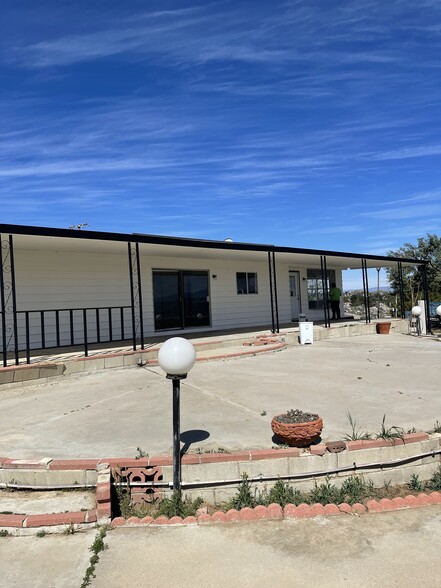 1020 Clayton St, Perris, CA for sale - Building Photo - Image 3 of 13