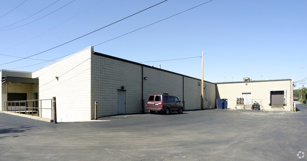 24485-24569 Lorain Rd, North Olmsted, OH à louer - Photo du bâtiment - Image 2 de 5