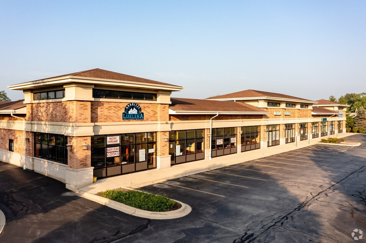 440 E Roosevelt Rd, West Chicago, IL for lease Primary Photo- Image 1 of 6