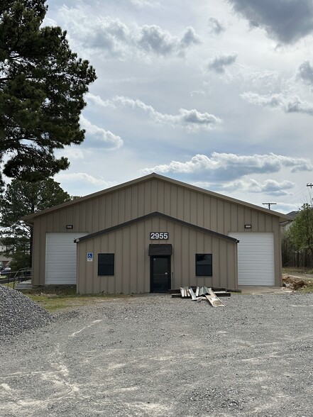 2955 Dave Ward Dr, Conway, AR for lease - Building Photo - Image 1 of 2