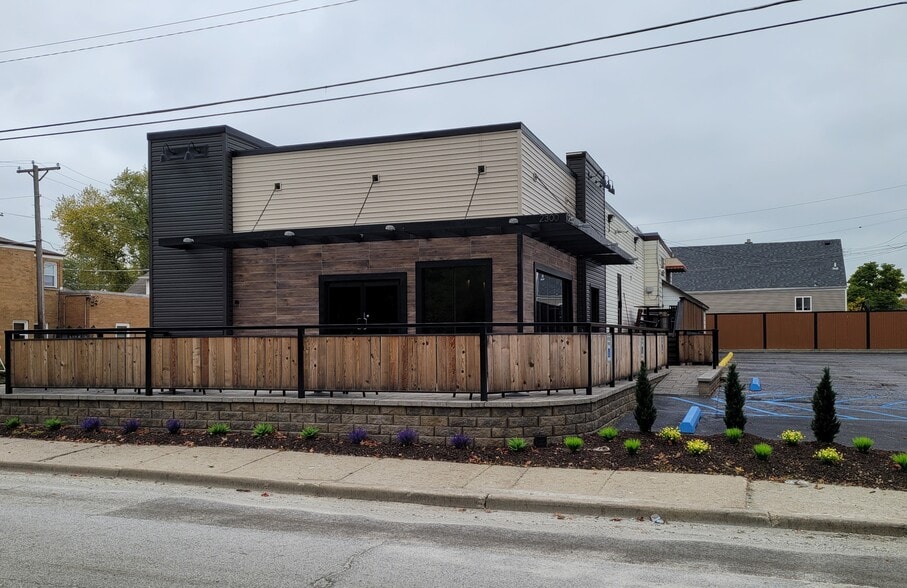 2300 River Rd, River Grove, IL for sale - Building Photo - Image 1 of 26