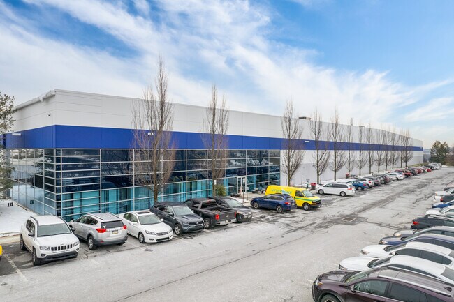 Plus de détails pour 9775 Commerce Cir, Kutztown, PA - Industriel à louer