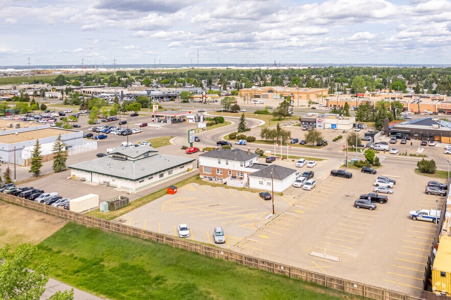 191 Ordze Ave, Sherwood Park, AB for sale - Aerial - Image 3 of 3