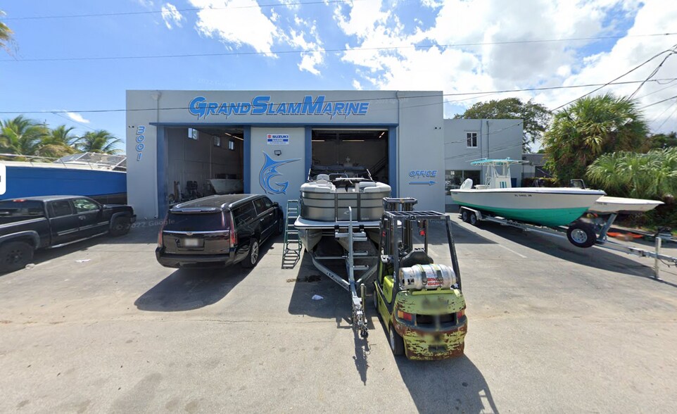 3001 SW 2nd Ave, Fort Lauderdale, FL à louer - Photo du bâtiment - Image 3 de 3