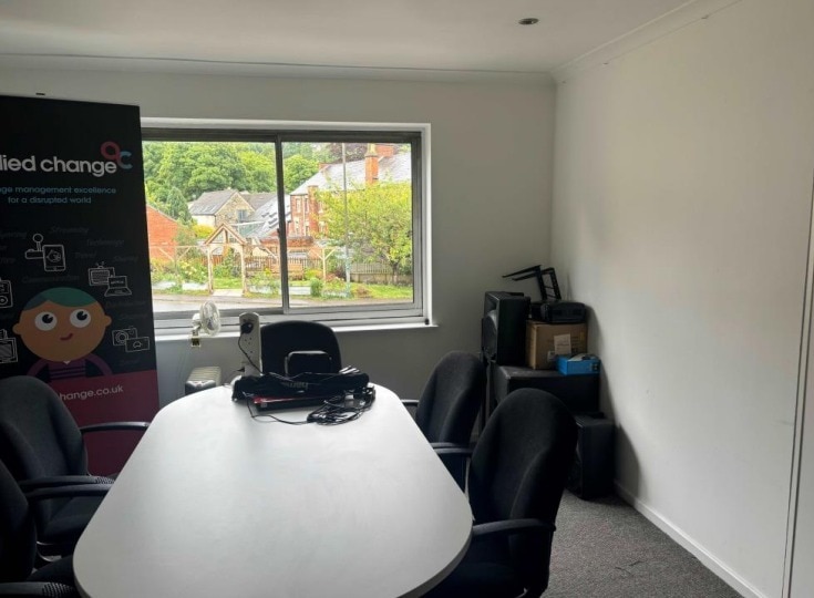 3 Fountain St, Nailsworth for lease Interior Photo- Image 1 of 2