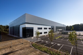 Plus de détails pour St Mowden Park, Crawley - Industriel à louer