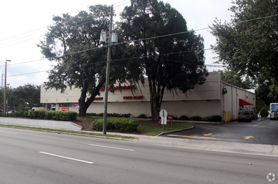 2111 E Busch Blvd, Tampa, FL for sale - Building Photo - Image 3 of 11