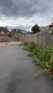 Staines Rd W, Ashford à louer - Vidéo sur l’inscription commerciale - Image 2 de 8