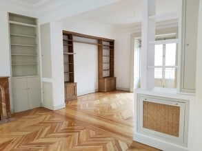 Calle de Almagro, 23, Madrid, Madrid for lease Interior Photo- Image 2 of 2